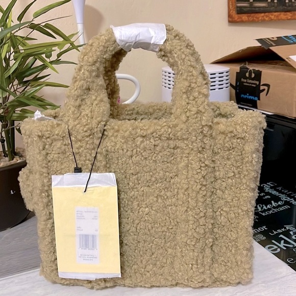 Marc Jacobs Women's The Mini Teddy Tote Bag - Beige - Picture 8 of 13